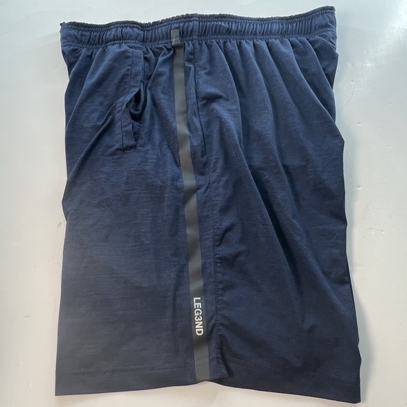 Leg3Nd Other - LEG3ND Men's Shorts XL Training Athletic Shorts Large Navy Blue Zipper Pockets